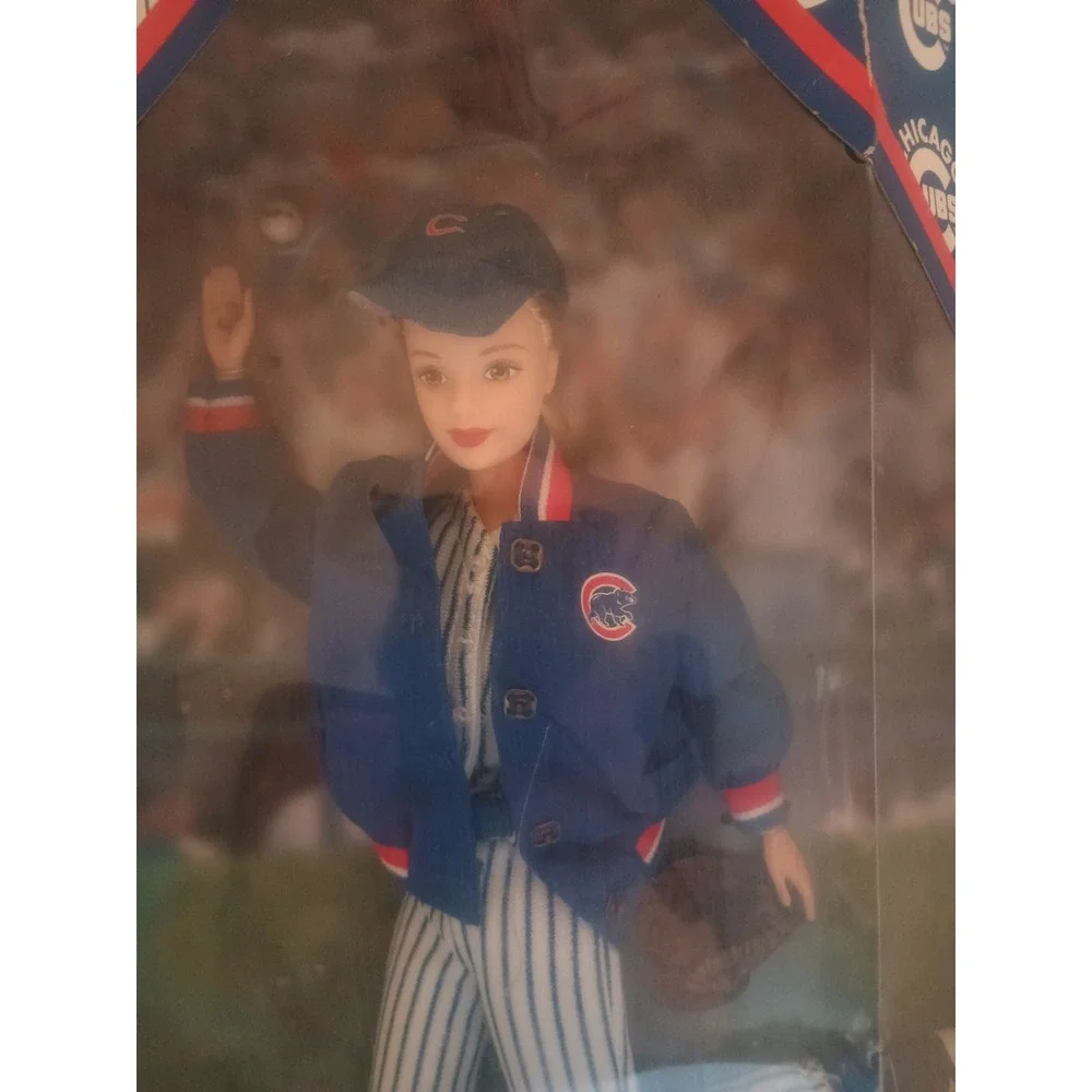 Vintage 1999 Mattel MLB Chicago Cubs Barbie Doll With Real Wooden Bat